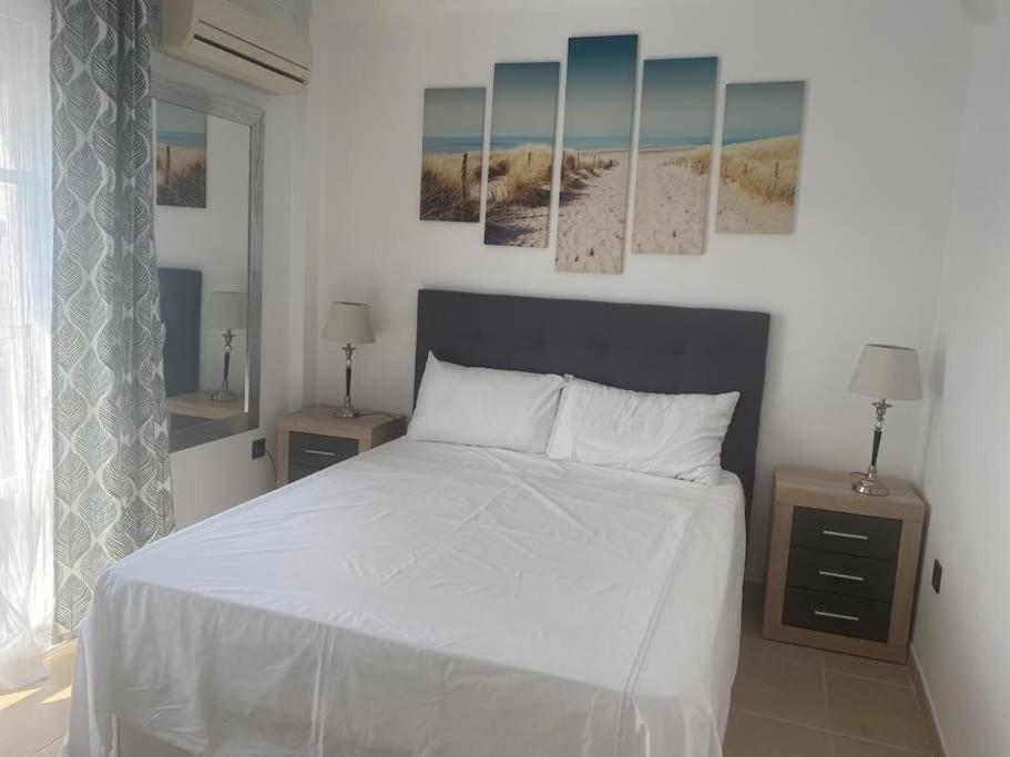 Beach Apartment Ла Кала де Михас Екстериор снимка
